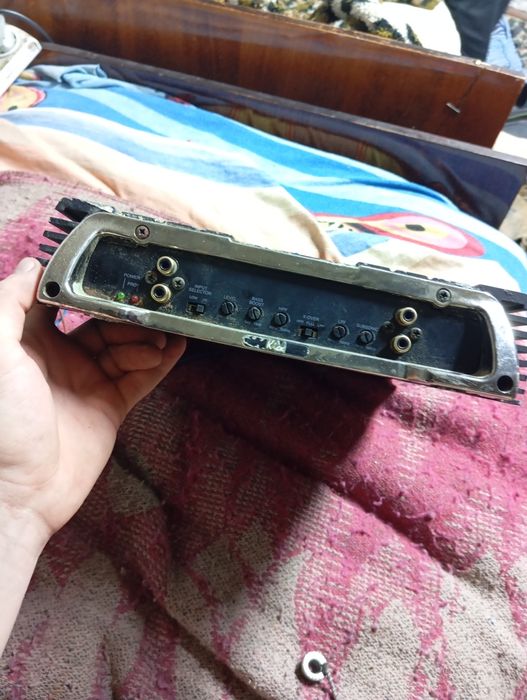 Усилитель блок с колонкой