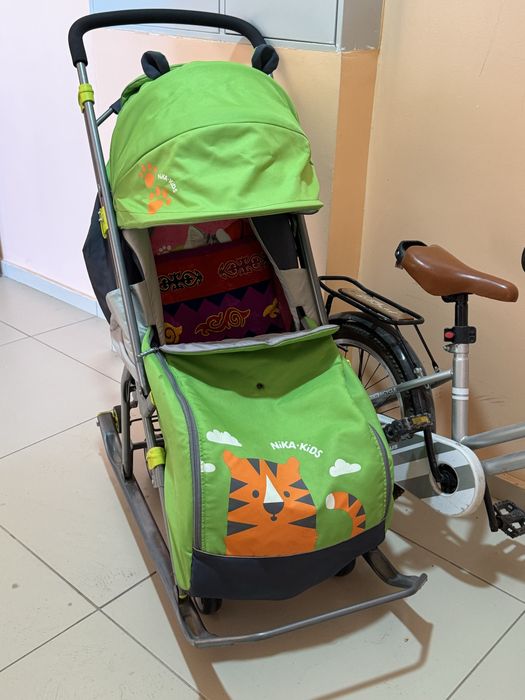 Продам сани-коляску