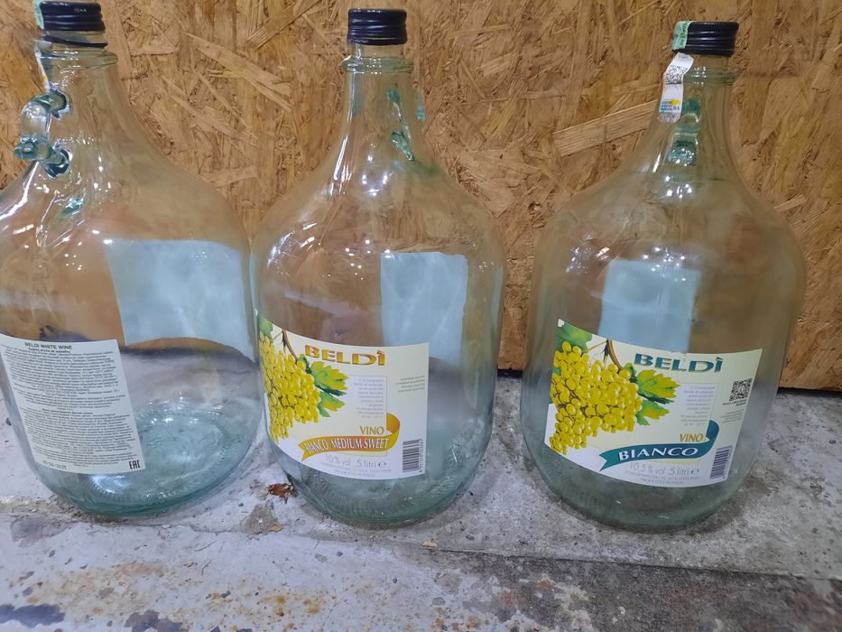 Бутылки 5ти литровые