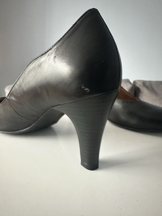 Дамски обувки на ток Caprice