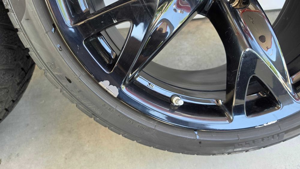 Оригинални джанти с гуми 19" за Nissan 370z