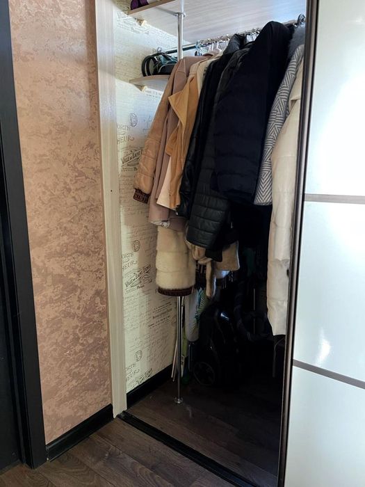 Продам 4 ком район Рабочего посёлка