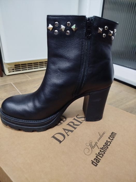 Дамски боти DARIS