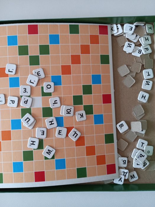 Настольная игра СловоДел. Новая