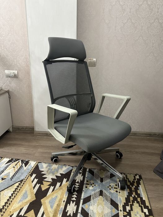 Кресло рабочее/офисное