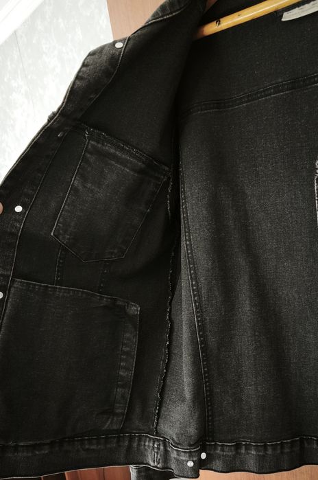 Мужская джинсовая куртка pull&bear