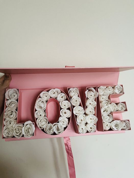 Love,I U ,коробка пустой