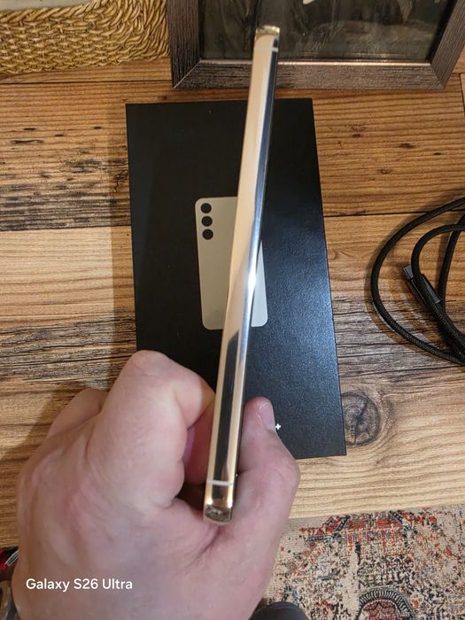 Samsung galaxy s 23 plus