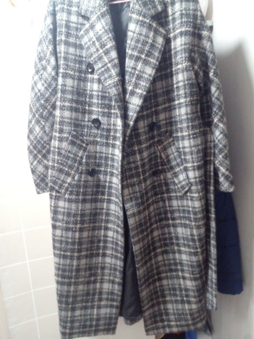 Продам пальто шерстяное
