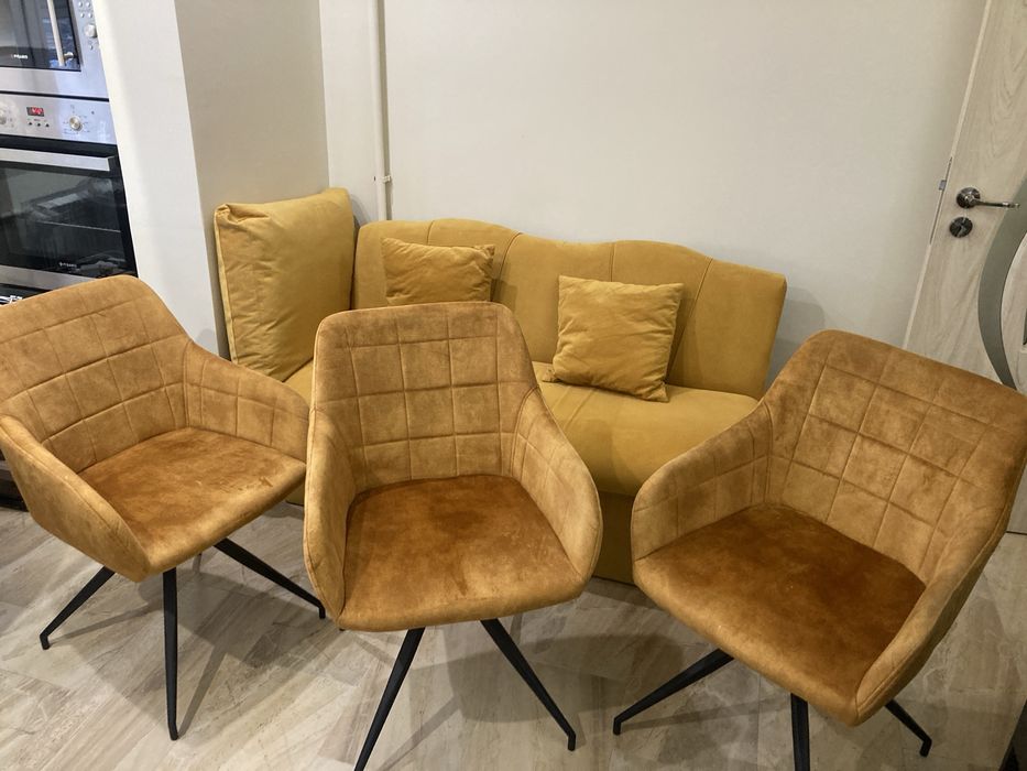 Кухненски диван и столове