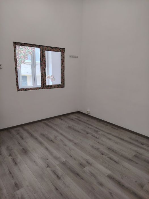 Spațiu ultracentral(55 mp + loc parcare) pt. cabinet, birou, clinica, atelier etc. ~ 7 €/mp