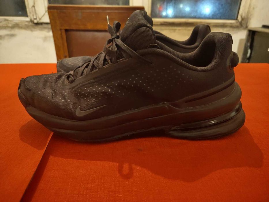 Nike AirMax 42ри номер