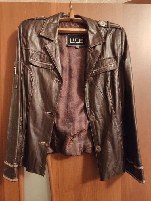 Продам кожаную куртку