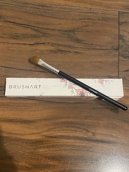 Pensulă corector BrushArt Small Concealer – Nouă
