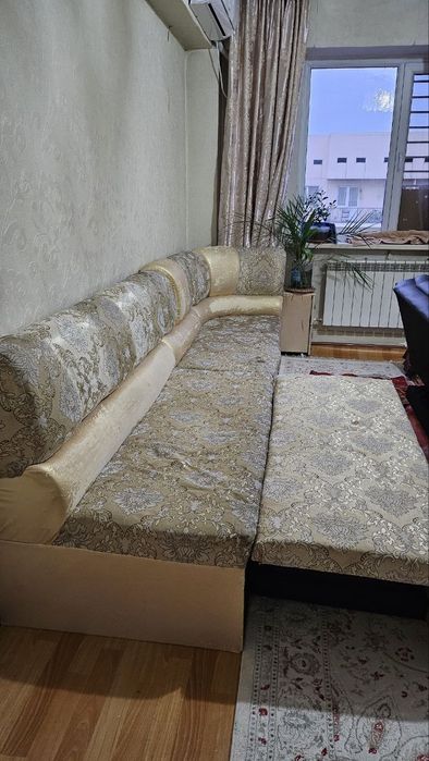 Диван раскладной б/у