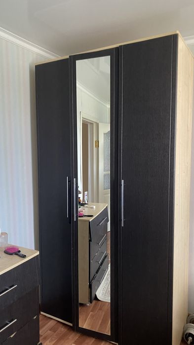 Продается комод и шкаф для спальни