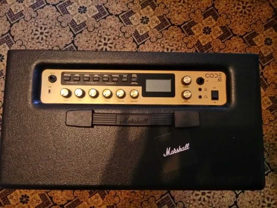 Комбоусилитель Marshall Code 50