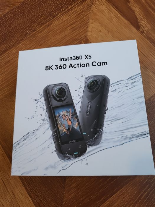Insta 360x5 екшън камера