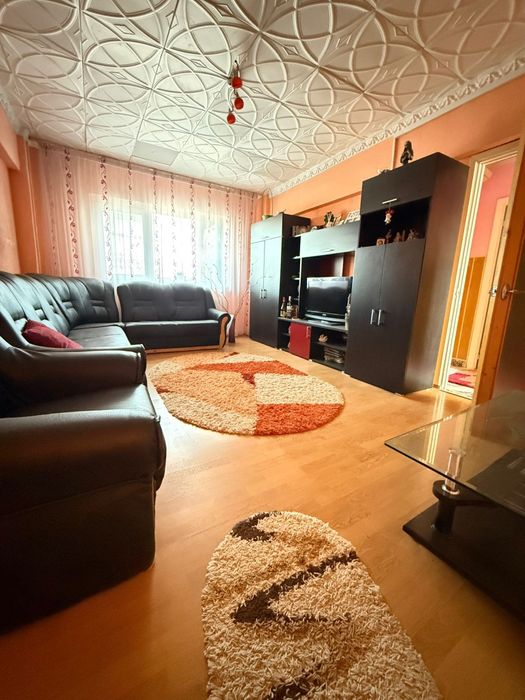 Apartament cu 4 camere Progresul