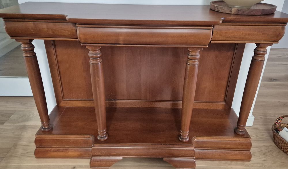 Mobilier lemn masiv culoare cires nuc