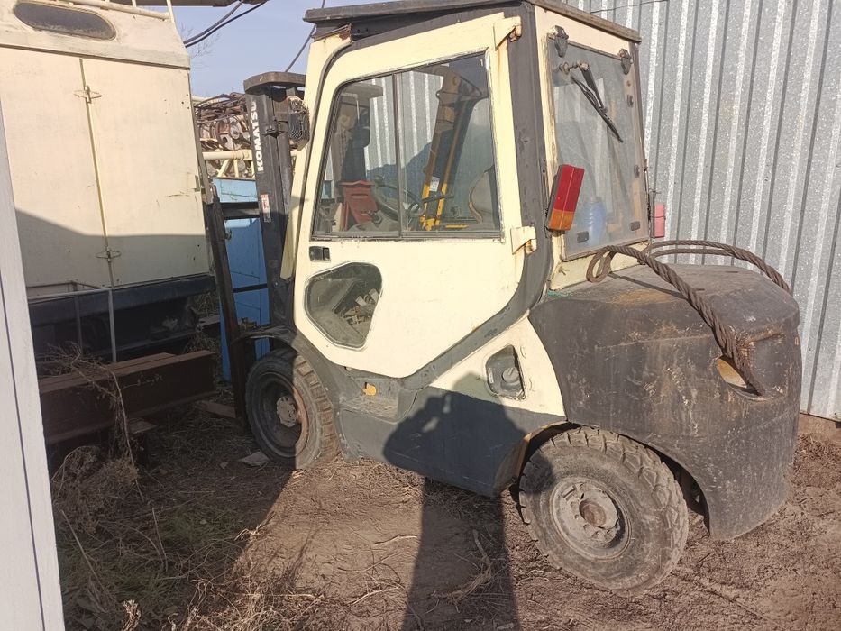 Вилочный погрузчик