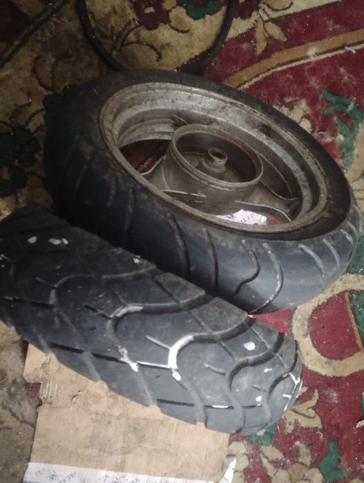 Продам колёса на скутер