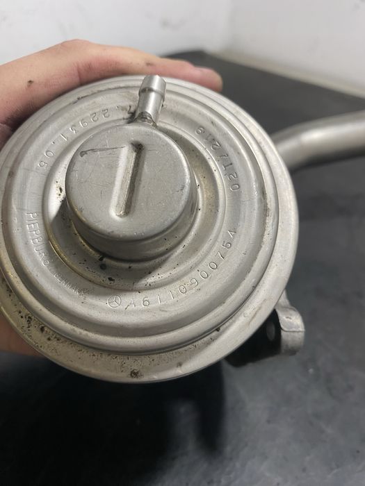 Egr Mercedes ML W163 2.7 CDI ML270 A6110900754 E class W211 E270cdi