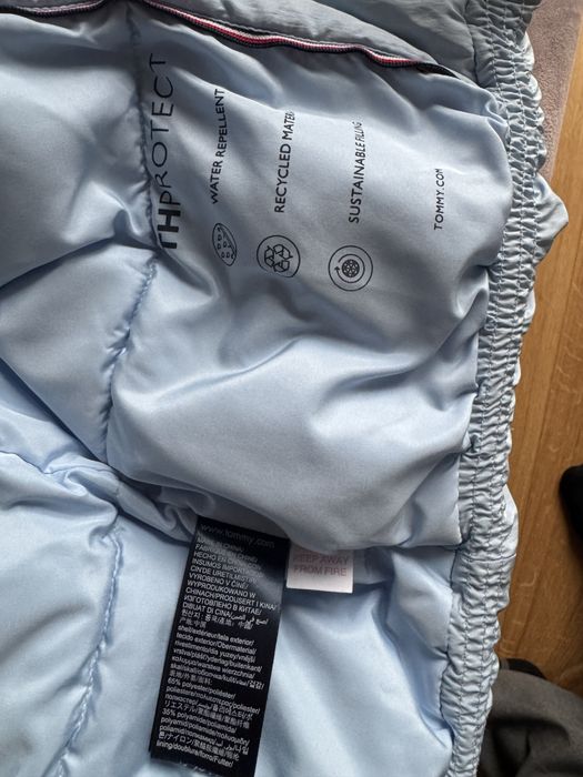 Vand geaca Tommy Hilfiger, marimea 152