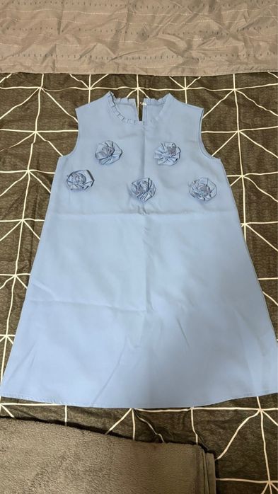 Чисто нова рокля обличана само веднъж за 2 часа