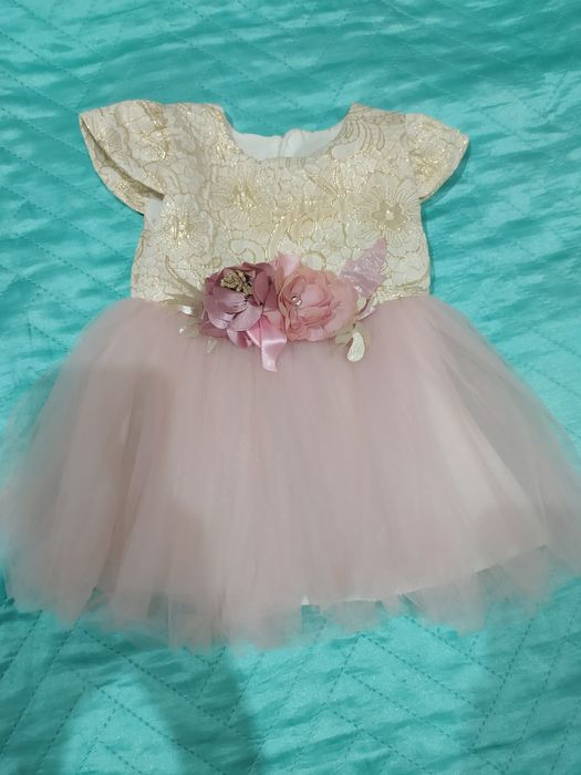 Нарядное детское платье