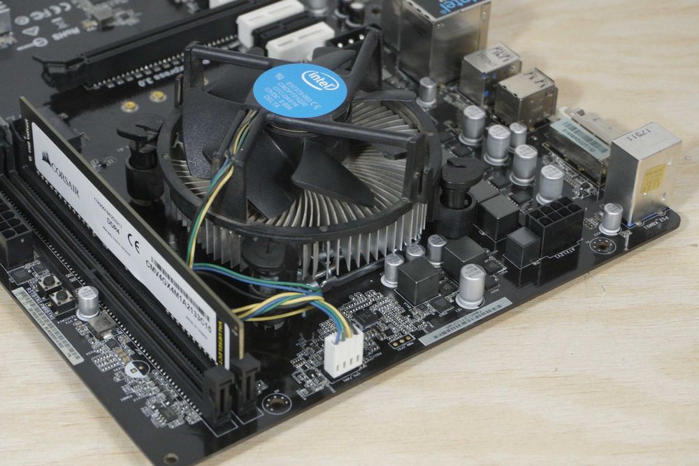 Компютърен комплект H110 Pro BTC+ / Intel Celeron / 4GB RAM / Bundle / Вкл.ДДС