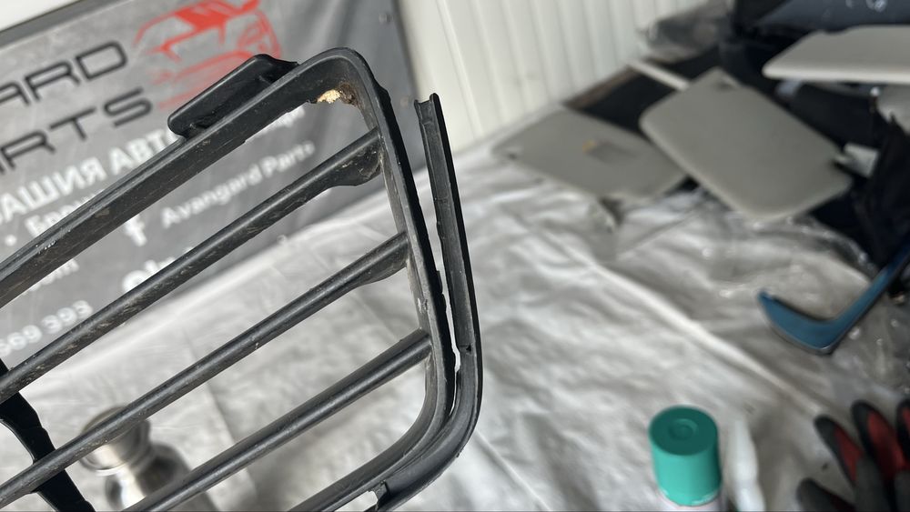 Решетка Toyota Yaris 2006-2012