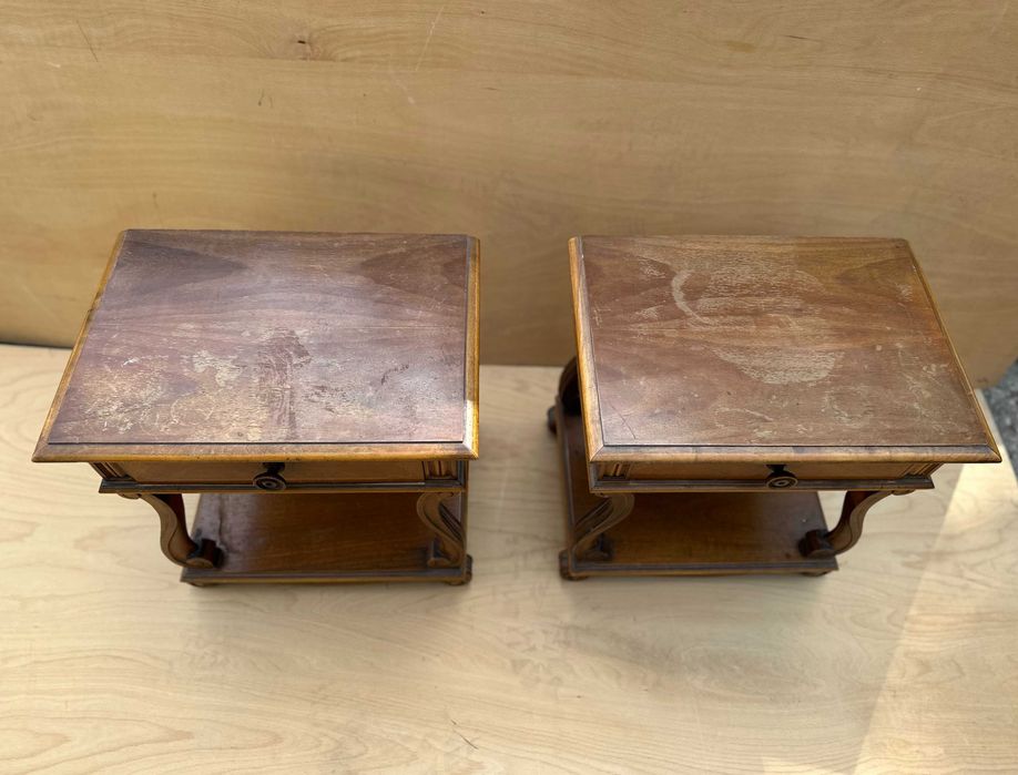 2 buc Noptiera Vintage Stil Clasic cu Influente Empire / Bidermeier; Noptiere clasice