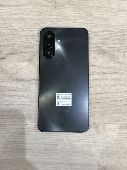 Samsung A 17 / 128 gb / 6 gb
