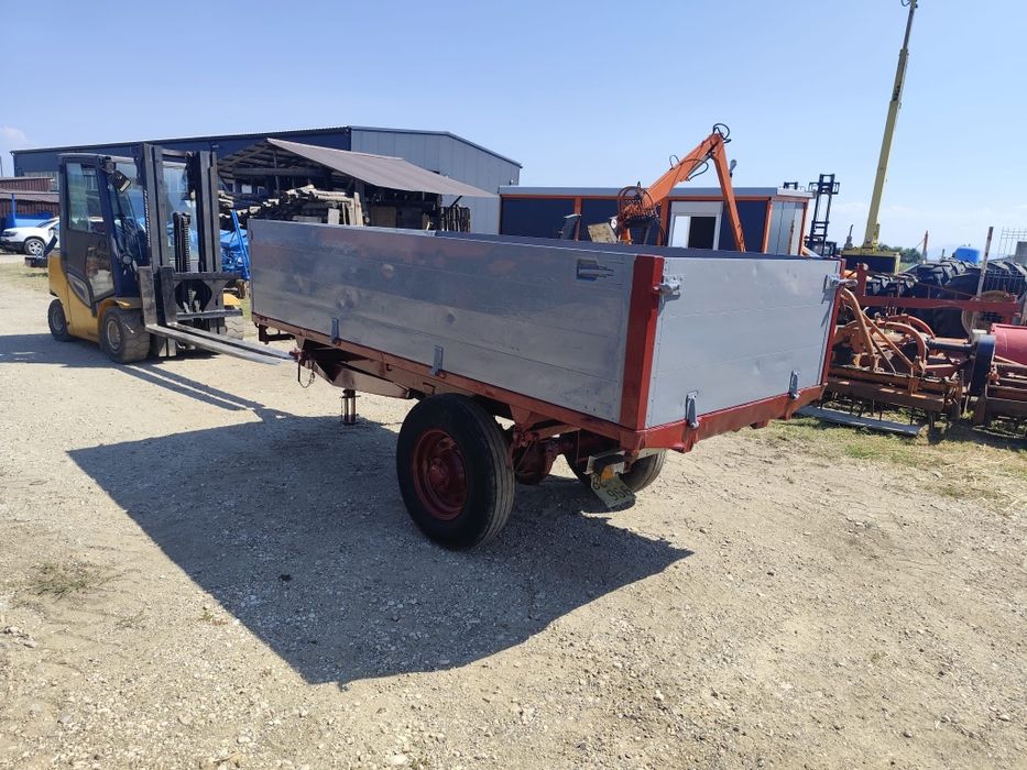 Camionetă basculabila mercedes sprinter pe dublu