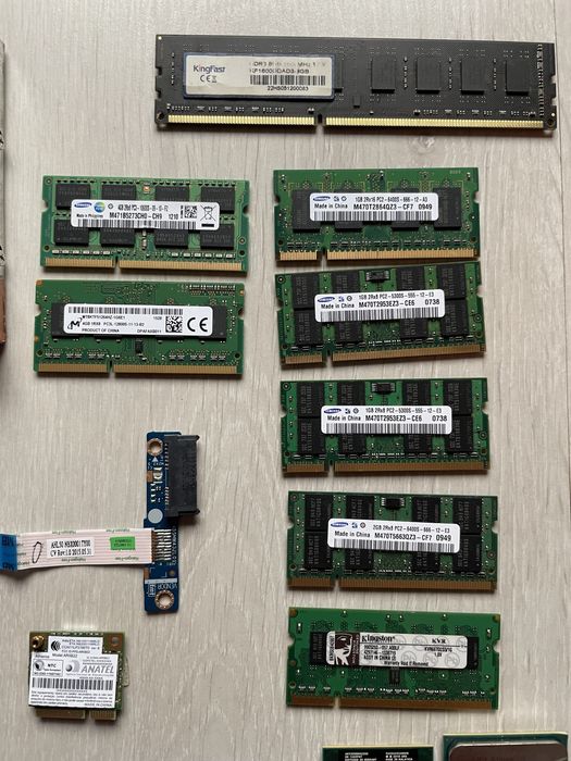 Piese pc si laptop adaptoare