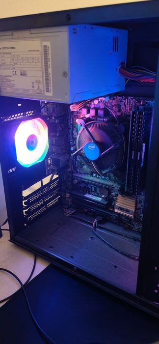 Vand PC gaming + laptop