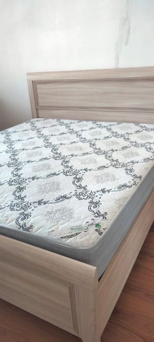 Продам кровать