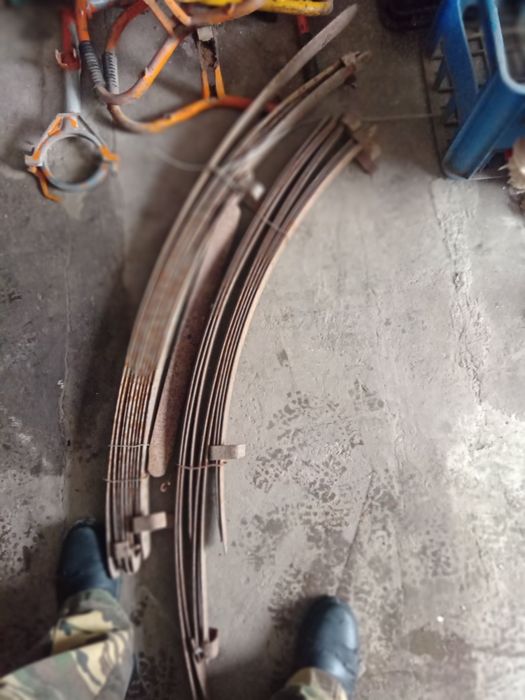 продаю задный мост москвичь