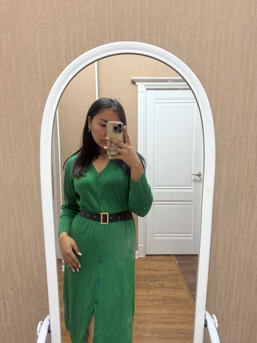 Платье в хорошем состояние