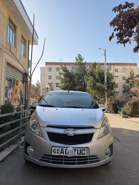 Продаётся Спарк 2015 автомат