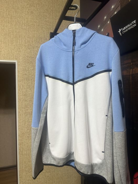 nike tech fleece