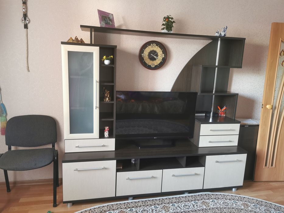 Продаётся стенка