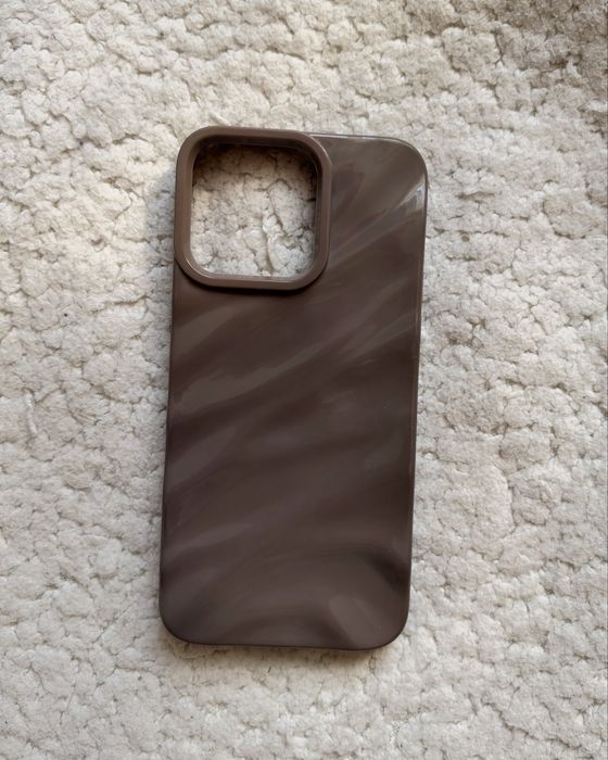 Чехлы на iPhone 15 Pro Max