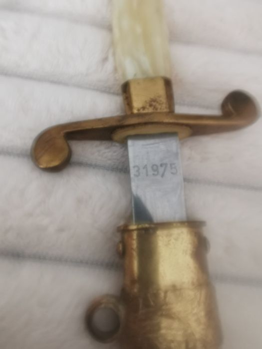 Stilet militar de parada