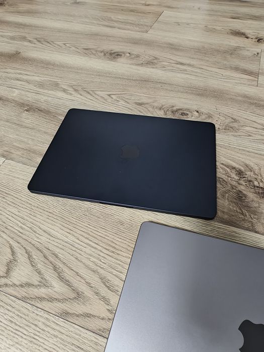 Mabook Pro M5 A3434, Macbook  Pro M1  A2442, Macbook Air M4 A3240 , display , recarosare