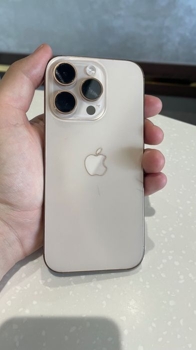 Iphone 16 pro в идеальном состоянии