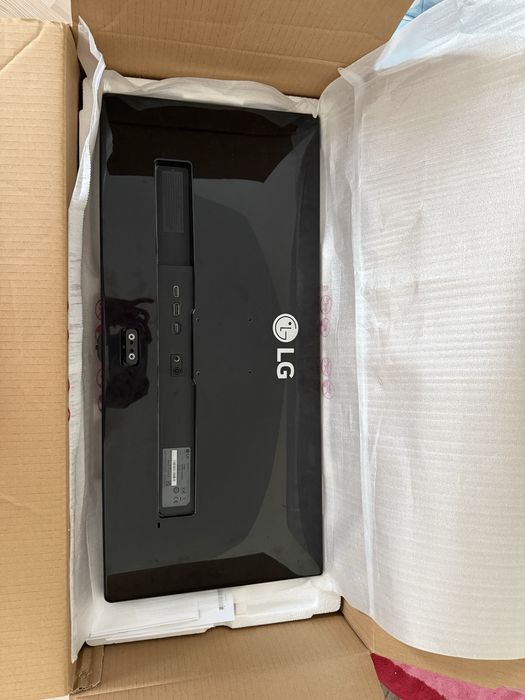 Monitor LG ultra wide, 29”