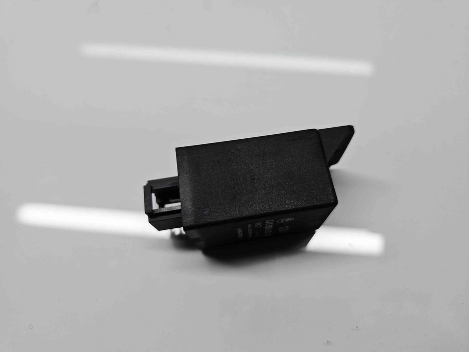 Releu  Skoda Fabia 2 (5J, 542) [Fabr 2007-2014] 5J0959631A