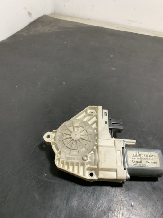 Motoras geam macara stanga fata Audi A6 C6 | 4F0959801D 2005-2010
